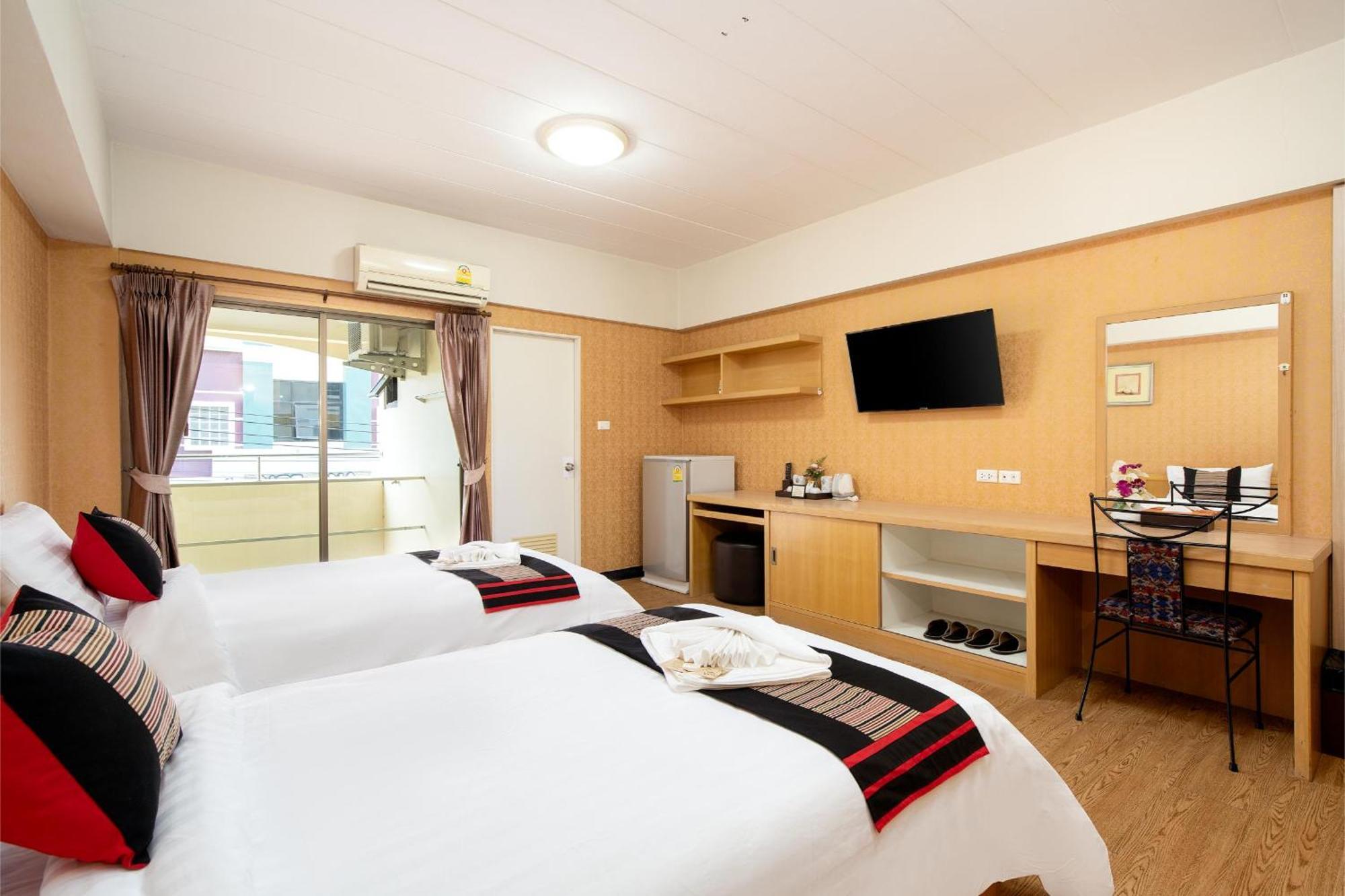 P-Park Hotel Bangkok Exterior foto