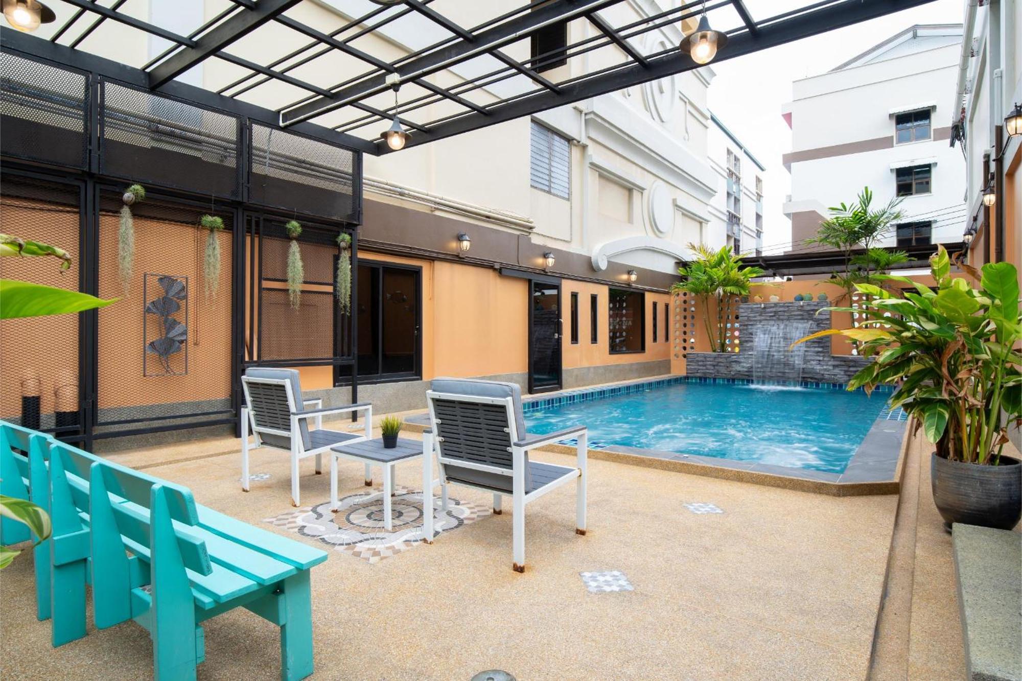 P-Park Hotel Bangkok Exterior foto