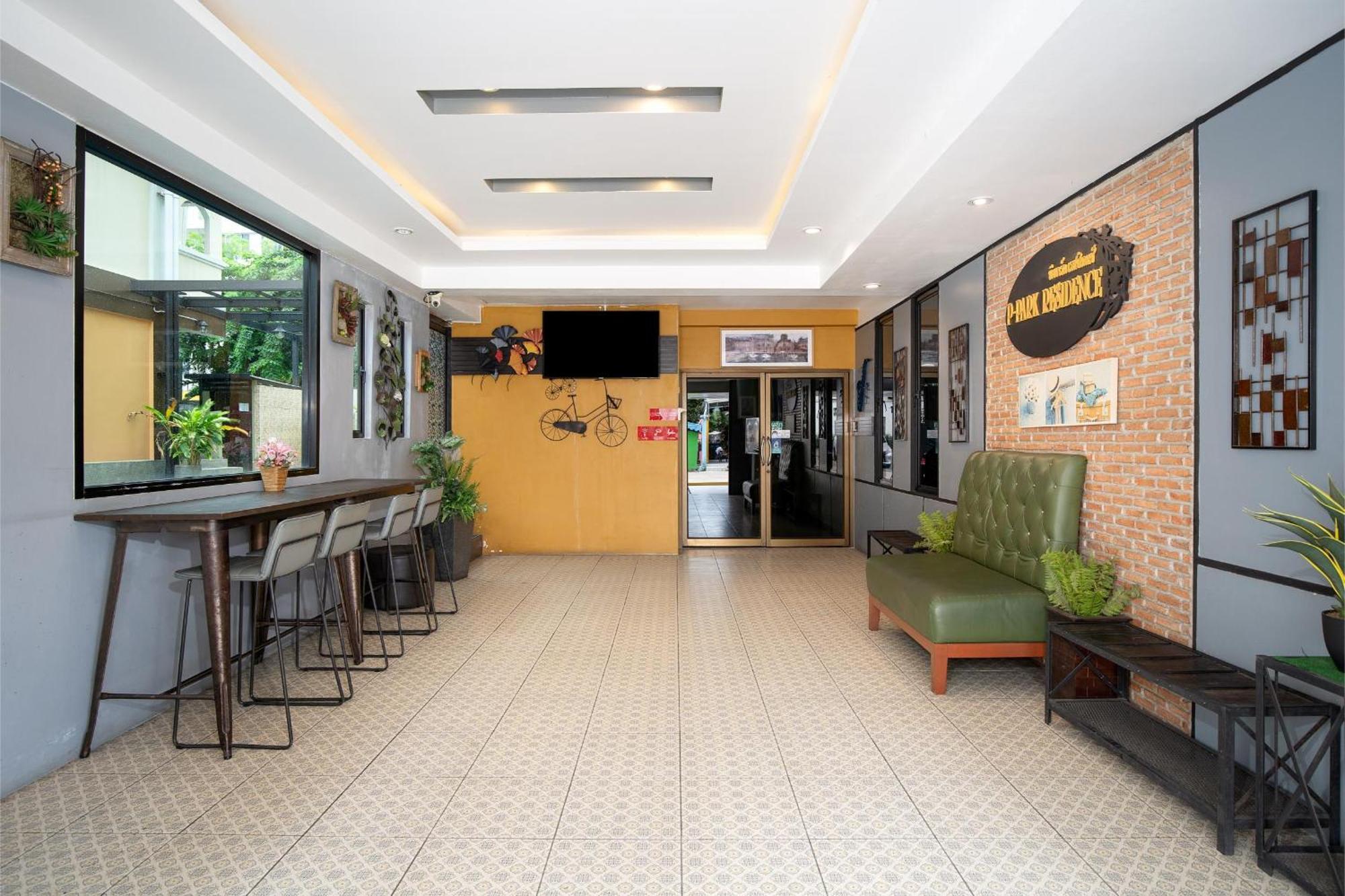 P-Park Hotel Bangkok Exterior foto