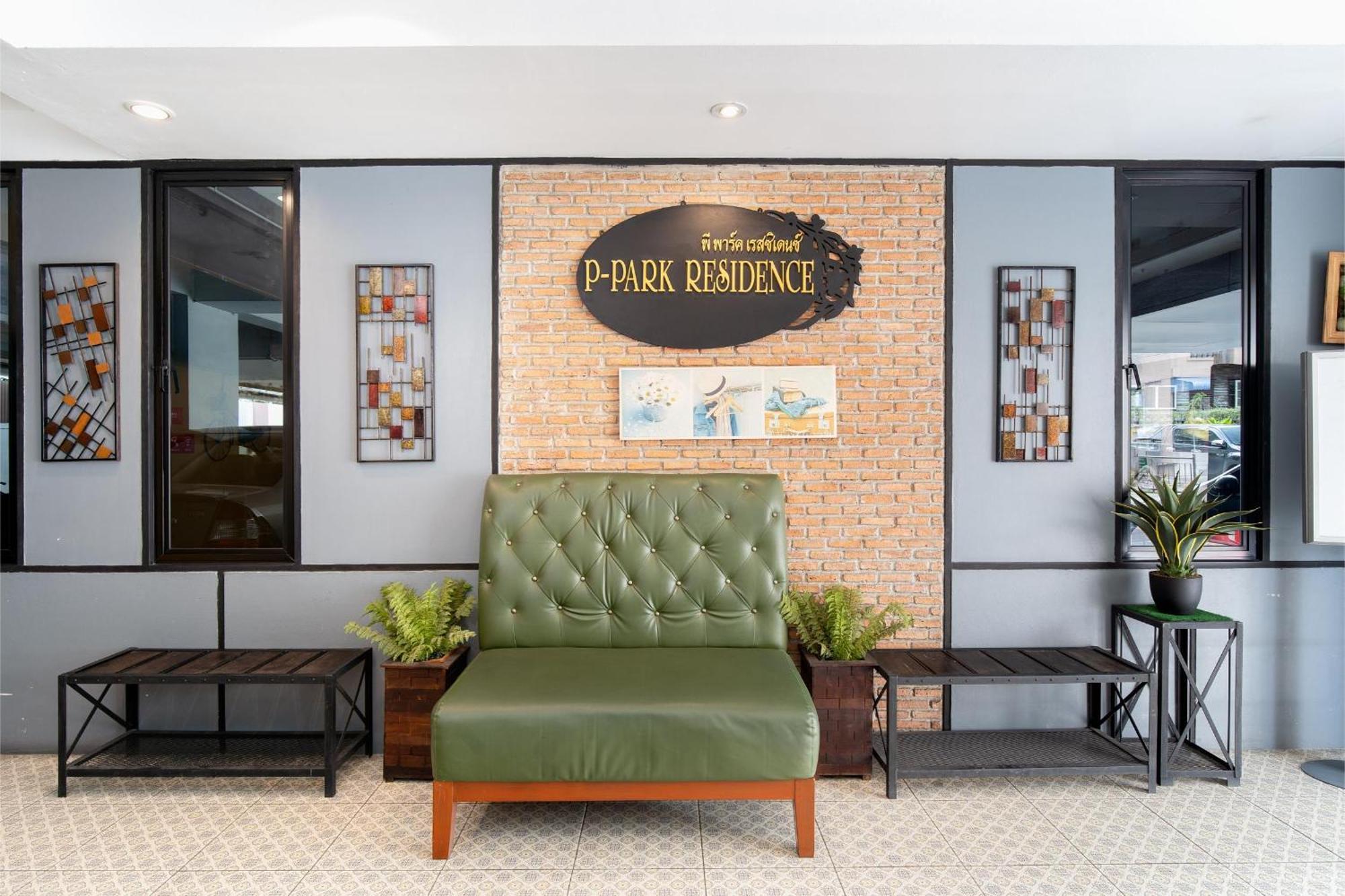 P-Park Hotel Bangkok Exterior foto